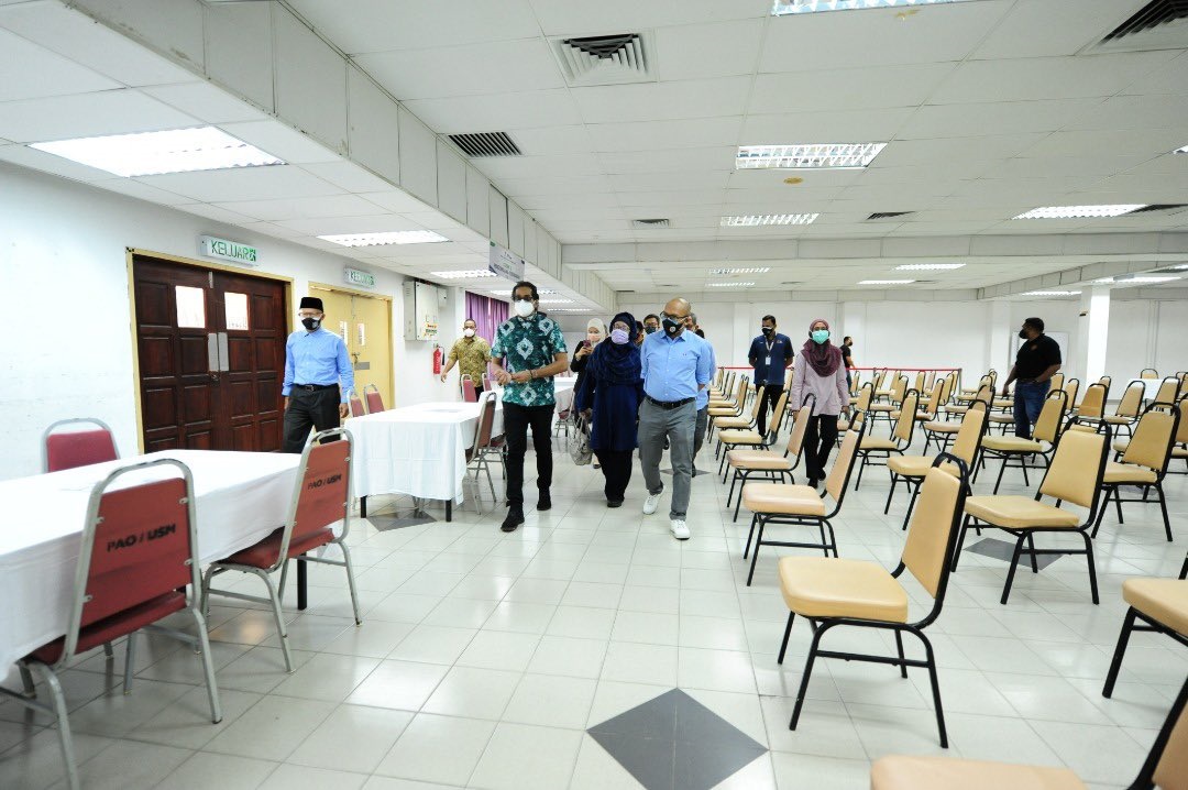 Khairy Jamaluddin visits Universiti Sains Malaysia, which is being used as a vaccination centre, during his visit to Penang today. – Khairy Jamaluddin Twitter pic, June 3, 2021