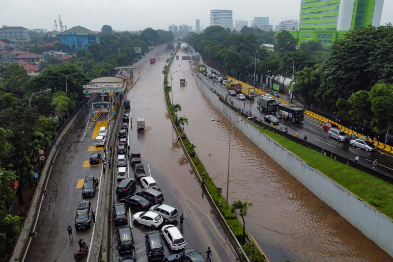 Coastal cities face their mortality on the climate ‘frontline’