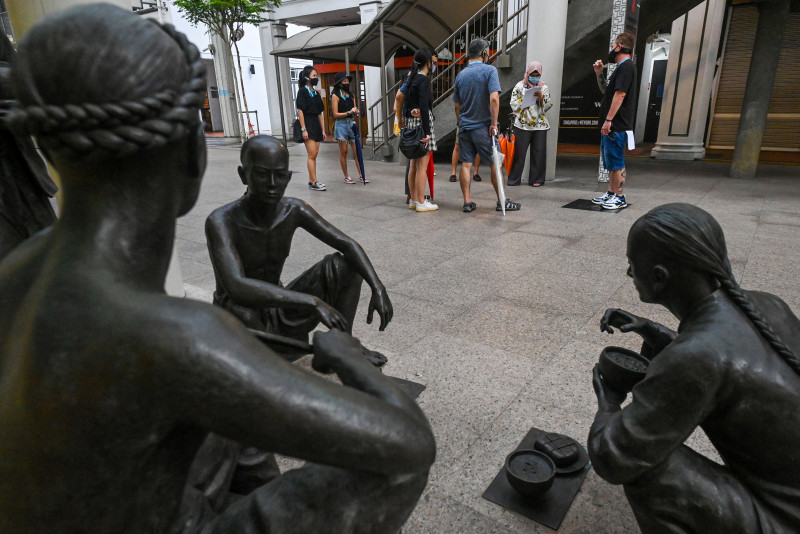 Triad tour shines light on Singapore's gangland past