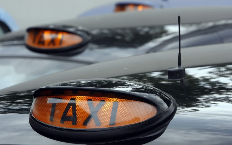 London’s cabbies hope to fare better after Covid