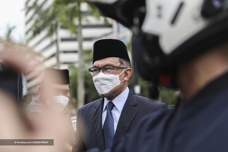 Anwar calls on Agong not to extend emergency