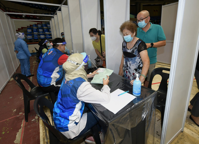 Silence from Putrajaya on S’wak private medical centres’ offer to vaccinate 24/7: PKR