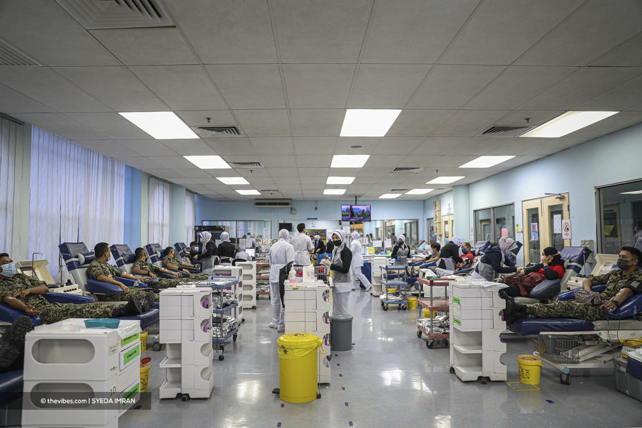 The National Blood Centre in Jalan Tun Razak is open every day during the Covid-19 lockdown. – SYEDA IMRAN/The Vibes pic, June 14, 2021