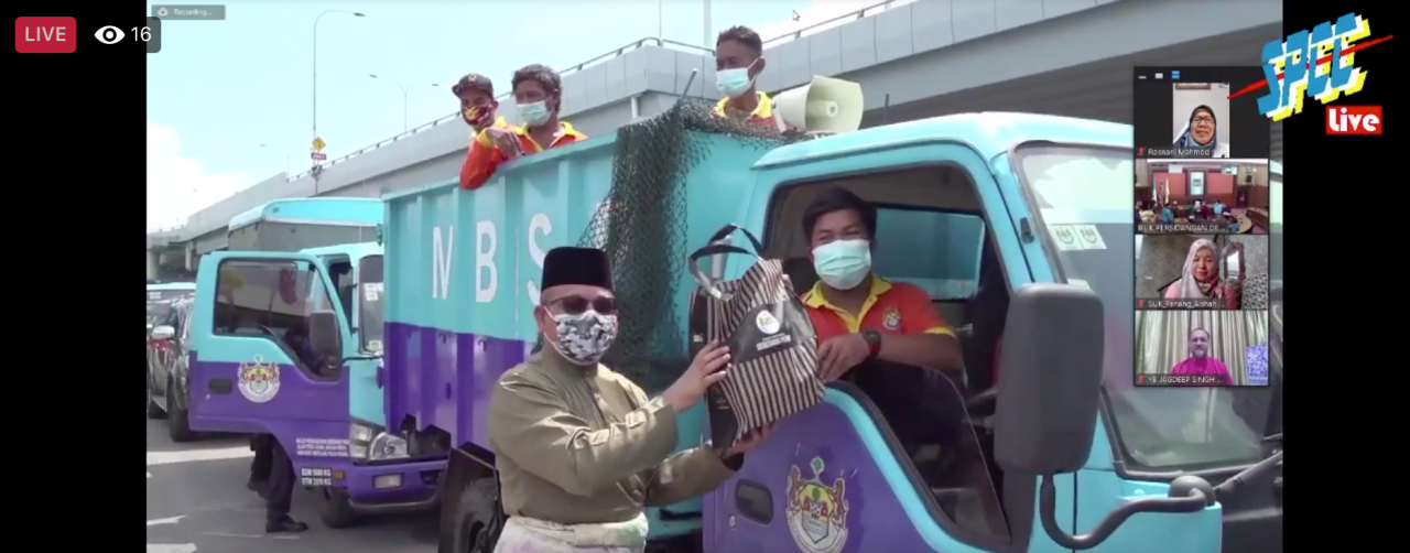 MBSP Mayor Datuk Rozali Mohamud handing over food aid to council workers as part of an Aidilfitri programme. – Screen grab, May 14, 2021