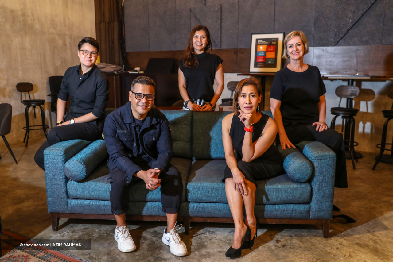 The artistic director with the remaining familiar faces that make up and work closely with Baby Grand Productions. (From left) Nish Tham, Sean Ghazi, Hani Azlan, Ida Mariana and Deborah Michael. – AZIM RAHMAN/The Vibes pic