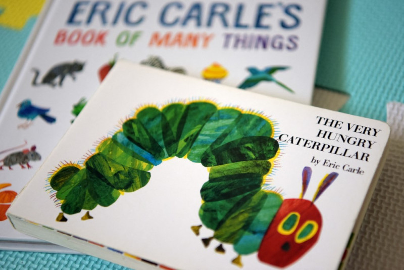 'Very Hungry Caterpillar' author Eric Carle dies aged 91