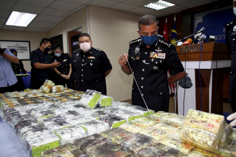 5 arrested in Johor cops’ RM4.5 mil syabu bust