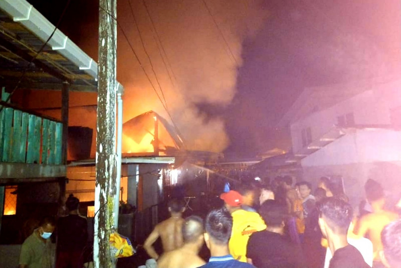 17 escape fiery death in Sarawak’s third blaze in as many days