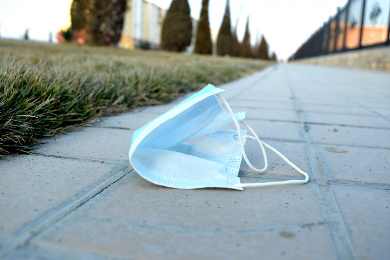Pandemic mask mountain sets new recycling challenge