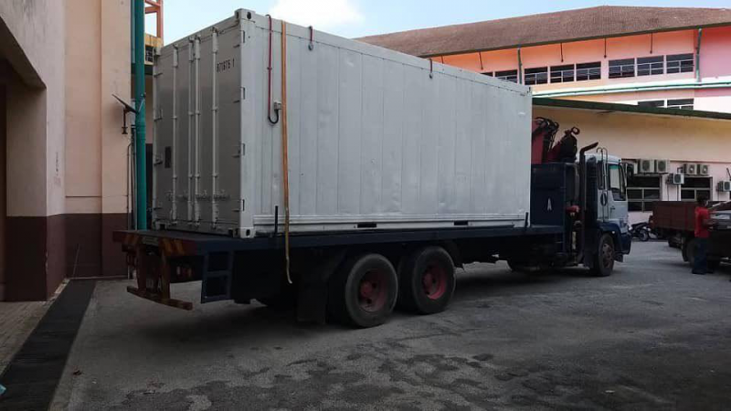 Selayang Hospital resorts to goods container to store Covid-19 victims’ bodies