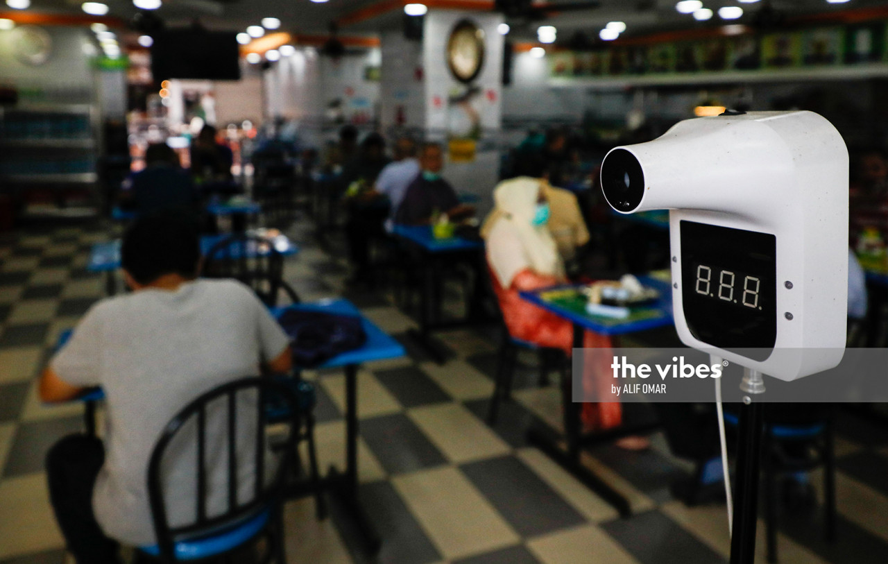 The Presma president says the Malaysian culture of ‘lepak’ at mamak outlets looks to be dying out. – The Vibes file pic, August 12, 2021