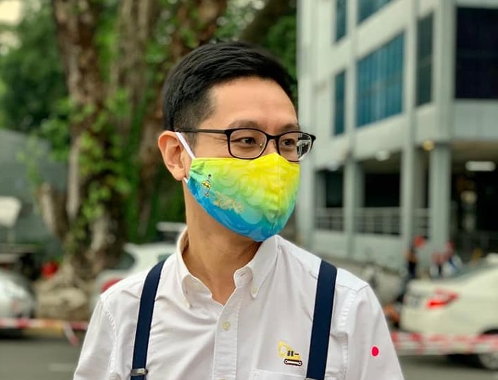 Penang exco Zairil Khir Johari says the coastal erosion in Batu Ferringhi is happening only in a particular locality. – Zairil Khir Johari Facebook pic, April 28, 2021