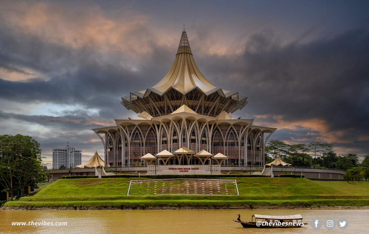 The Sarawak assembly was supposed to be automatically dissolved on June 7, a day after its term expired, but the king advised GPS to continue administering the state as usual until the emergency ends. – File pic, July 29, 2021