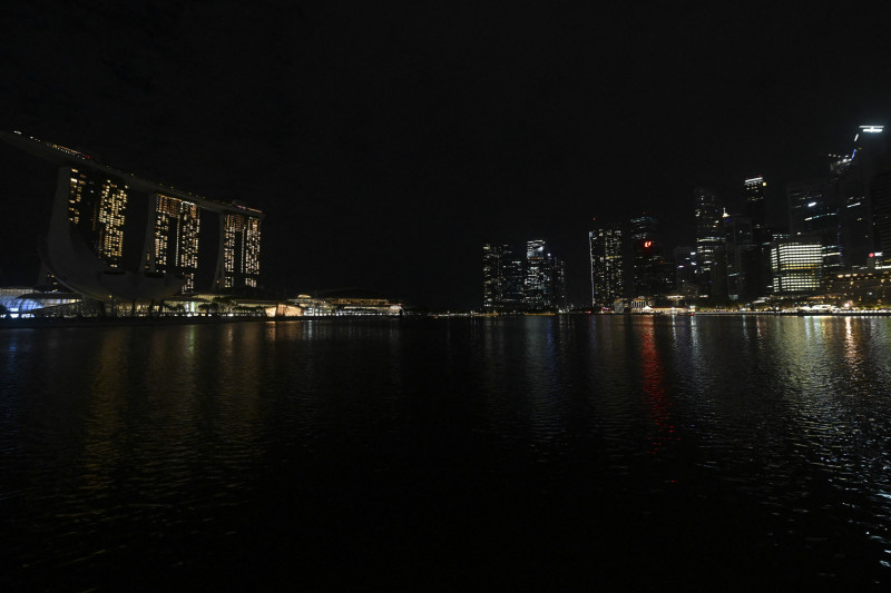 Cities worldwide turn off their lights to mark Earth Hour