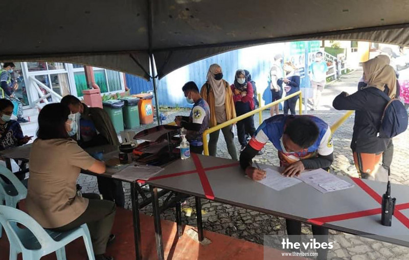 35 trek up Mt Kinabalu as climbing activities resume