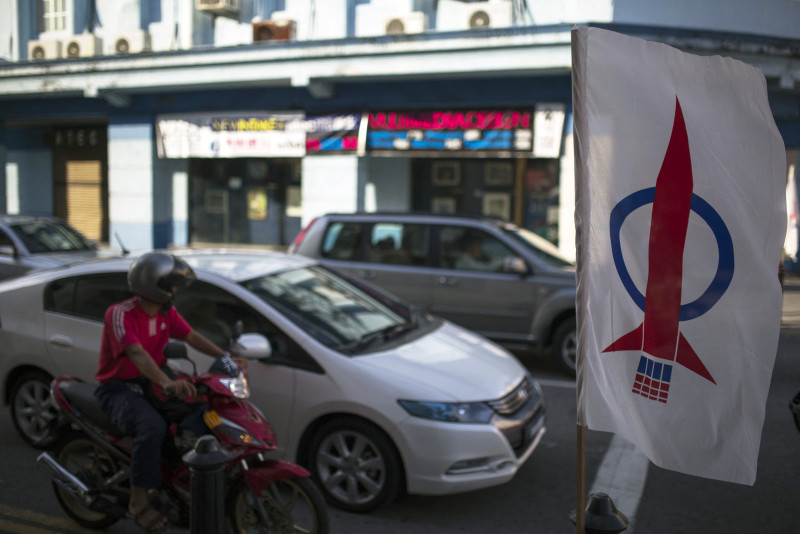 Sarawak DAP to field 12 newbies among pool of 26 candidates 