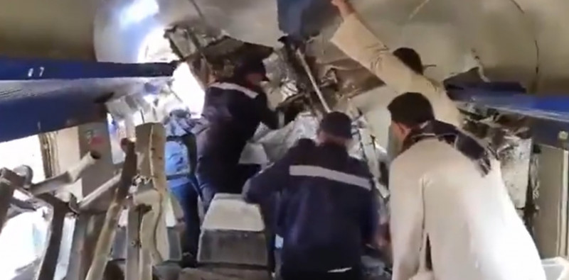 Dozens die in Egypt train collision
