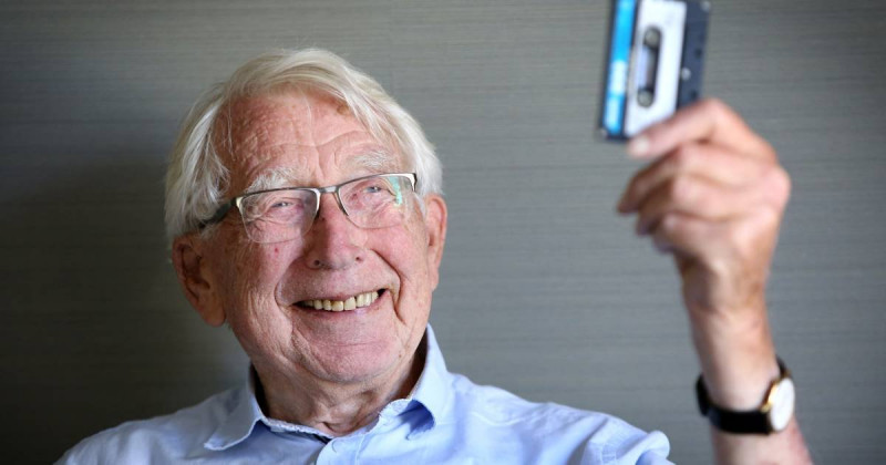 Father of the cassette tape dies at 94