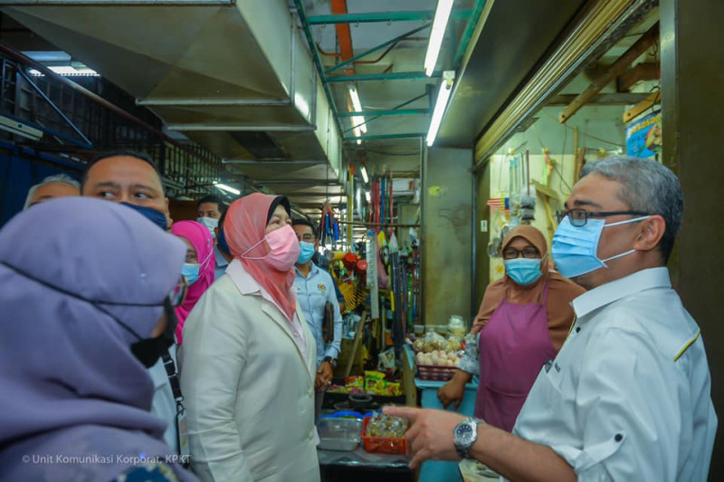 Ramadan bazaars with fine-tuned SOPs may be allowed this year: Zuraida