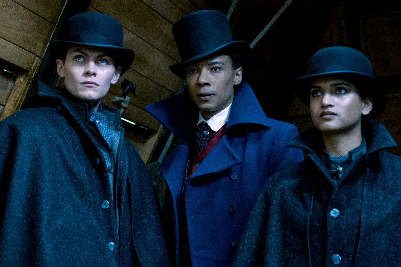 From left: Kaz Brekker (Freddy Carter), Jesper Fahey (Kit Young), and Inej Ghafa (Amita Suman). – Pic courtesy of Netflix