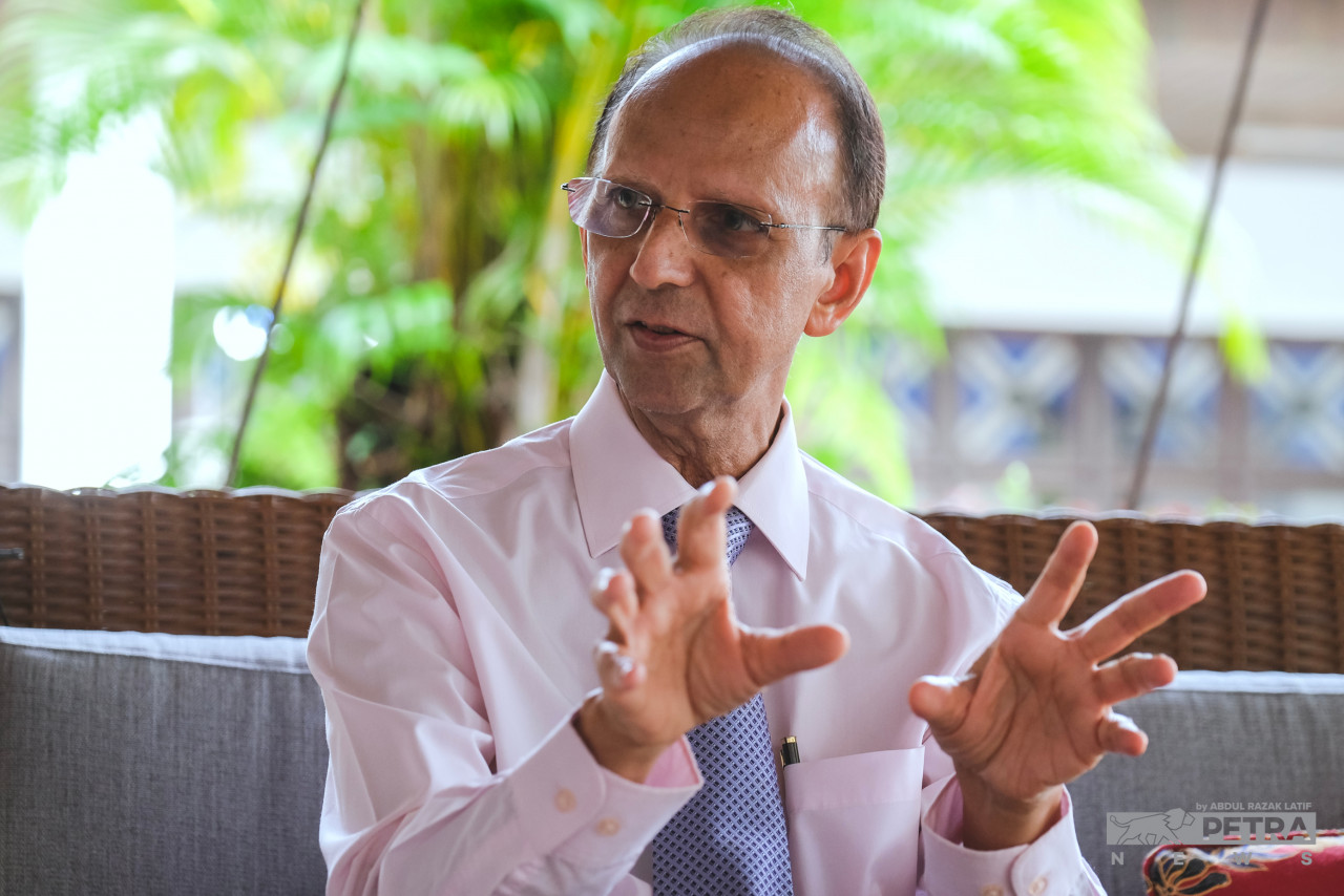 Dr Vinod Kumar Joshi credits his strong early education for shaping him to become the person that he is today. – The Vibes pic/Abdul Razak Latif