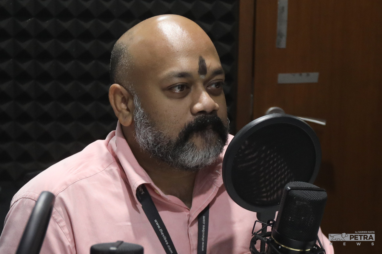 Vibes’ sports editor T. Vignesh speaks on the myriad of issues relating to the dilapidated Shah Alam Stadium. – The Vibes pic/Sairien Nafis