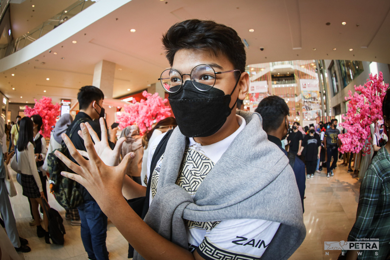 18-year-old student Zaim Hanif Zaki, from Kuching, notes cosplay culture is big in KL. – The Vibes/Syeda Imran pic