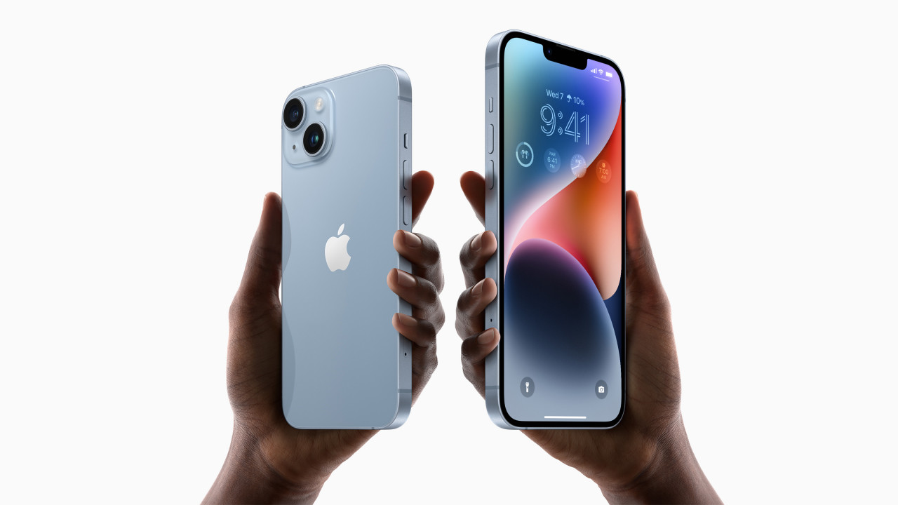 The baseline iPhone 14s are available in a 6.1-inch display and a new, larger 6.7-inch size. – Pic courtesy of Apple