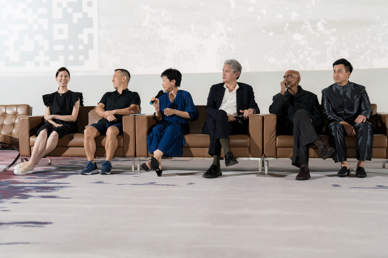 The lively post screening interview session with the cast and crew. – Pic courtesy of da huang pictures