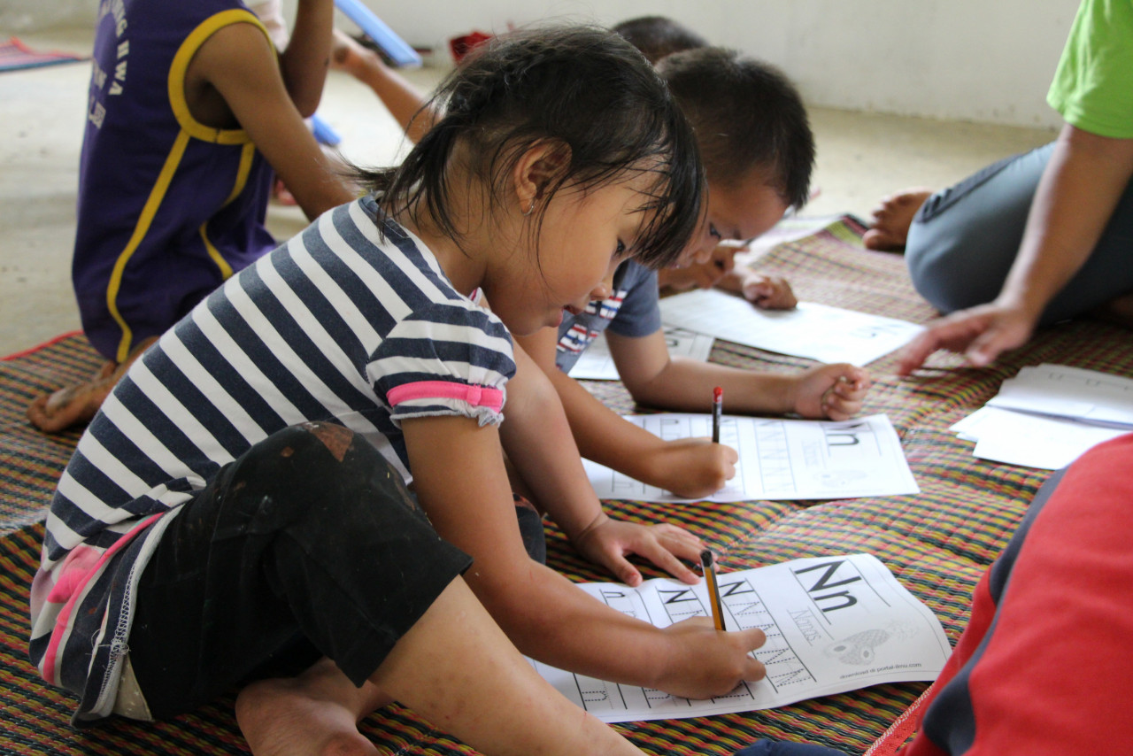 Among WVM’s aims in starting the Children’s Club programme is to get children to be interested in learning by motivating them and their parents to be excited for education. – Pic courtesy of World Vision Malaysia