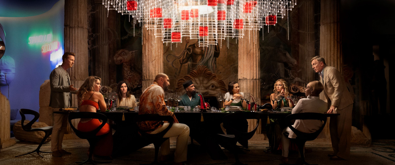 In addition to Daniel Craig as Benoit Blanc, the cast features Edward Norton, Janelle Monáe, Kathryn Hahn, Leslie Odom Jr, Jessica Henwick, Madelyn Cline, Kate Hudson, and Dave Bautista, among others. – Pic courtesy of Netflix