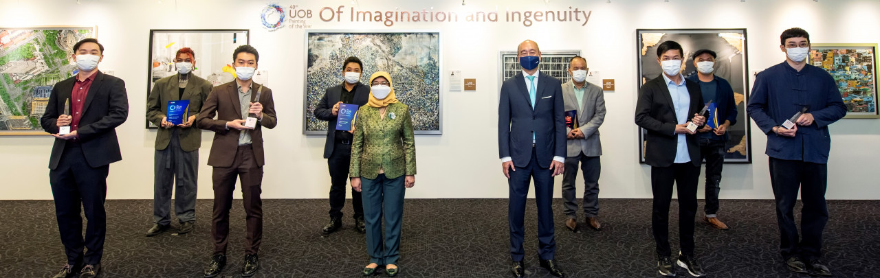(Front, centre) President Halimah Yacob and Wee Ee Cheong, deputy chairman and chief executive officer, UOB, at the 2021 UOB Painting of the Year Award Ceremony, alongside winners from the Established Artist Category (Singapore). – UOB pic 