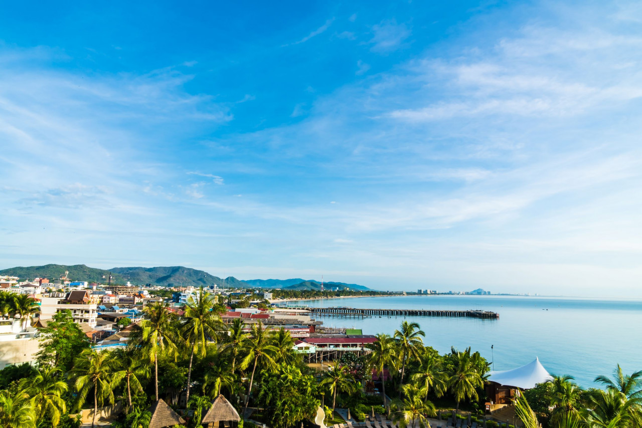 Hua Hin City, the Thai Royal family’s favoured destination, located in the Gulf of Thailand. – Pic courtesy of Agoda