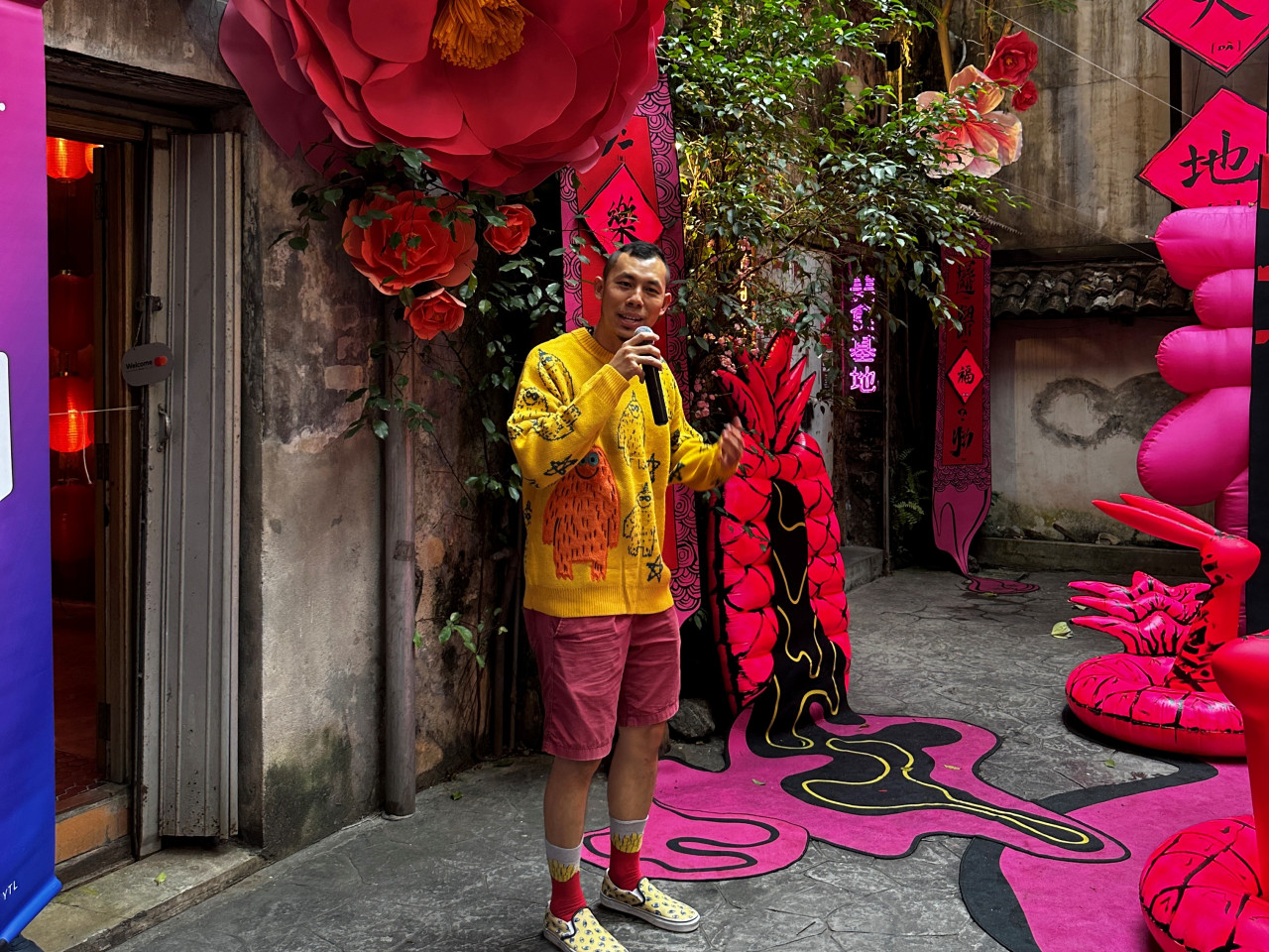 Artist Jaemy C. explains the thought process behind his artwork. – Haikal Fernandez pic
