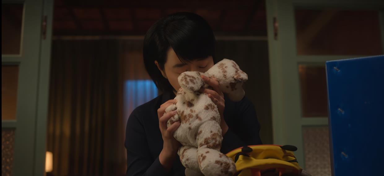 Judge Sim's heartbreaking past emerges. – Netflix screenshot