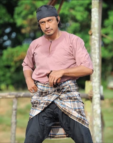 Datuk Adi Putra plays the heroic Mat Kilau. – Pic taken from IMDB