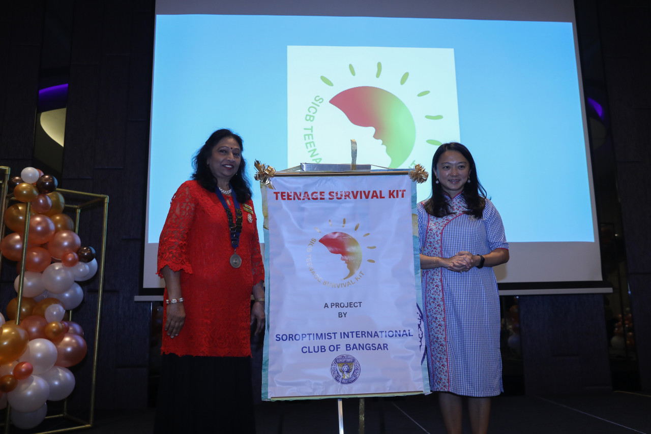 Segambut MP Hannah Yeoh (R) also attended the launch of the TSK. – Pic courtesy of SICB