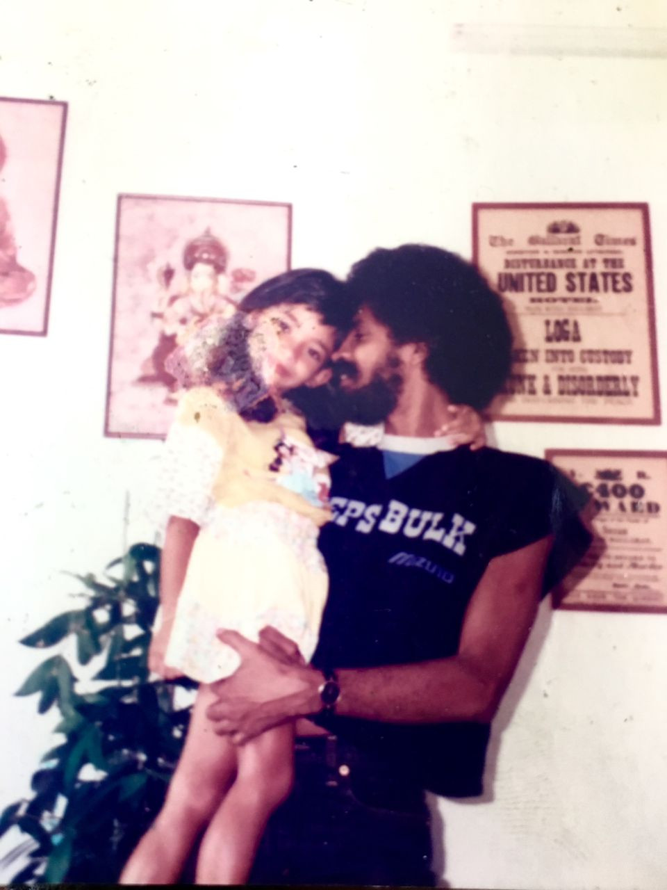 Dasha shares a moment with her father Loganathan. – Dasha Logan Facebook pic