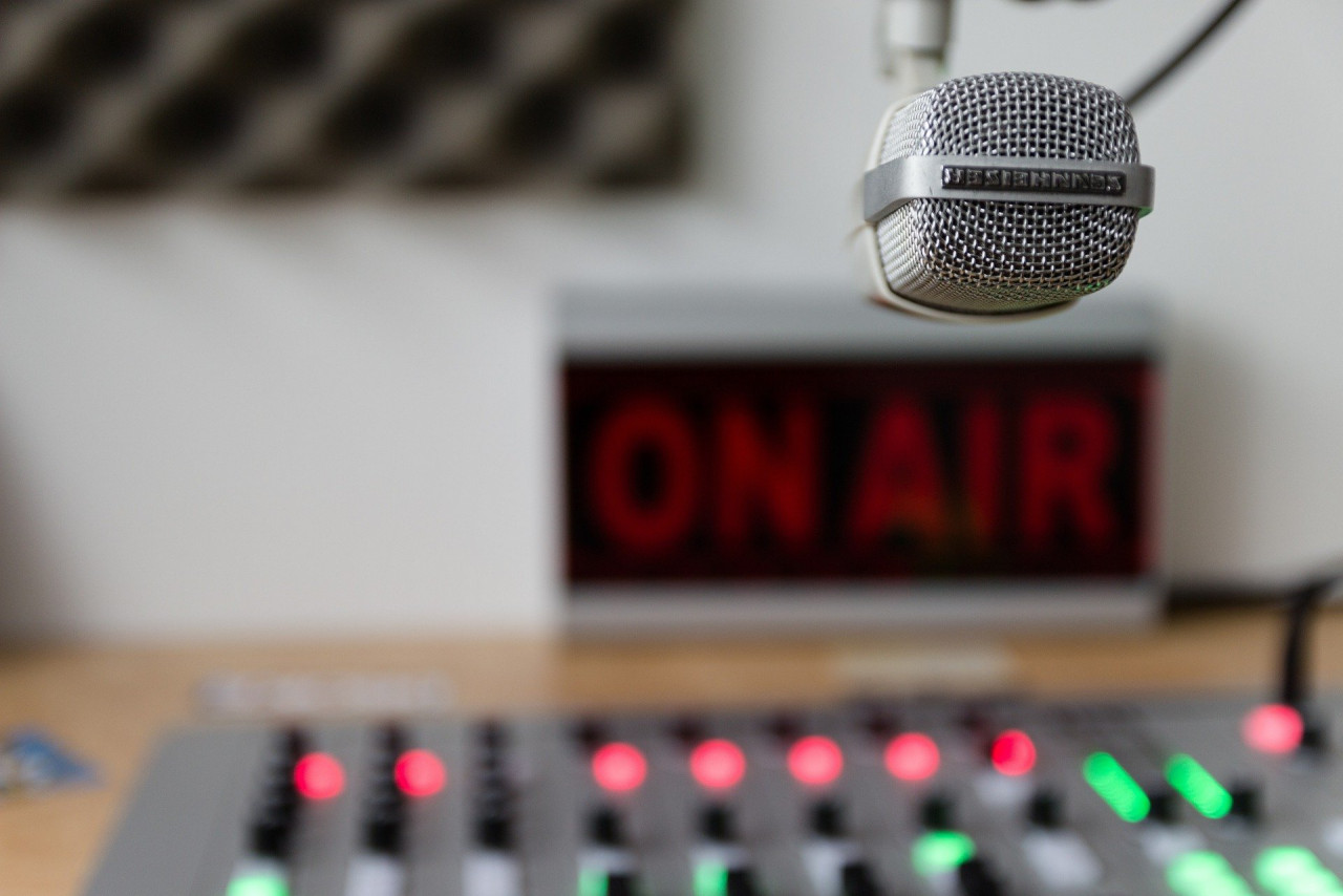 Through the radio, words, either spoken or sung, had a power to unite, educate, and entertain. – Pixabay pic