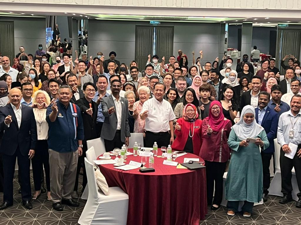 Attendees of the recent Penang Social Entrepreneurship Forum pose for the cameras. 