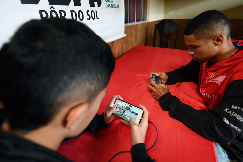 Step aside football: gaming new rage in Brazil favelas