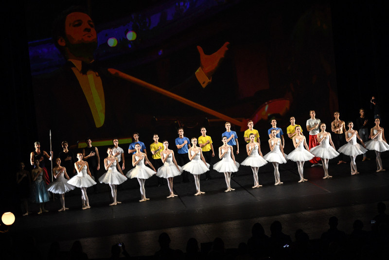 Kyiv City Ballet become exiles overnight in Paris