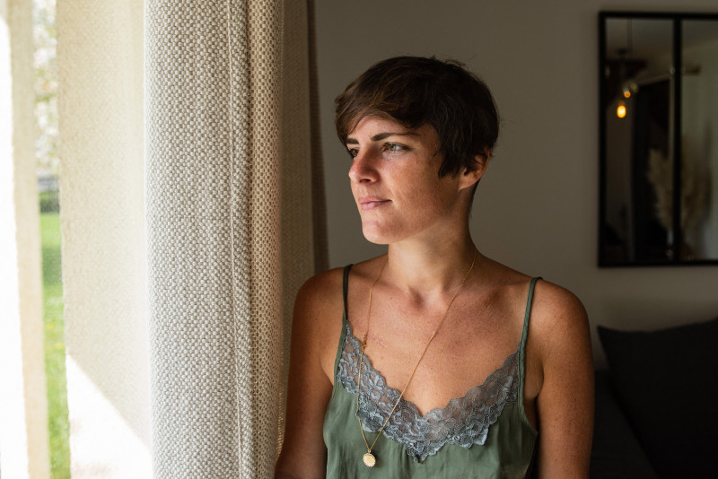 One woman's war against the pain of 'suicide headaches'