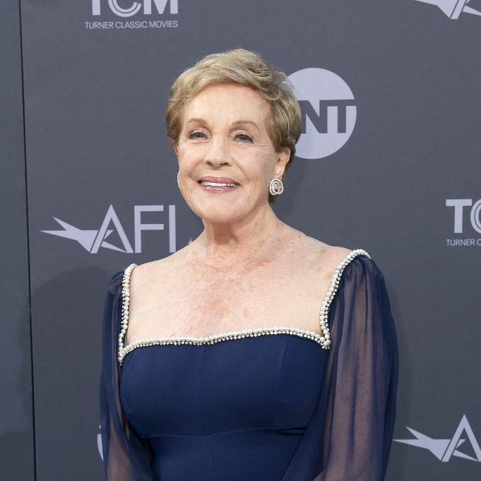 Julie Andrews 'gobsmacked' by Hollywood award, six decades after Mary ...
