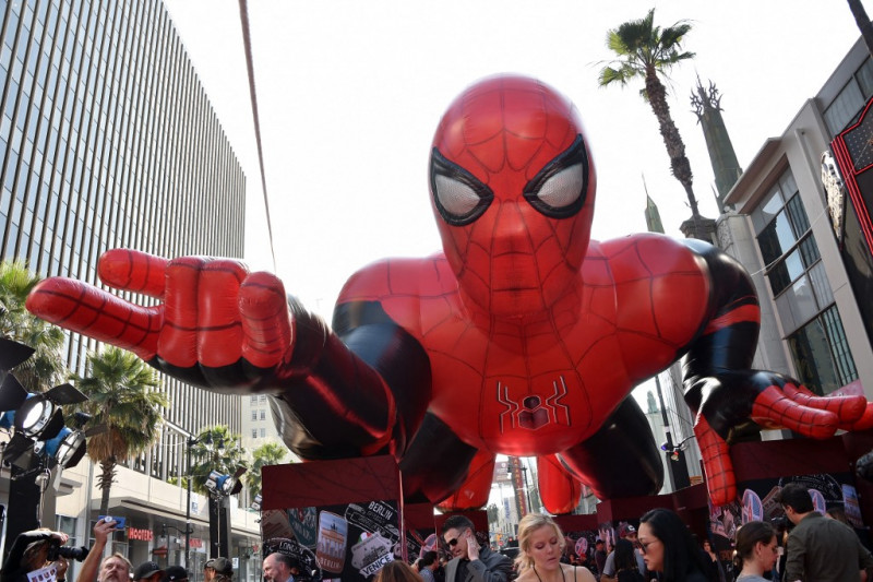 Spider-Man surpasses US$1 bil globally, holds NA box office top spot