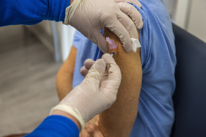 Should everyone get a Covid booster? Experts divided