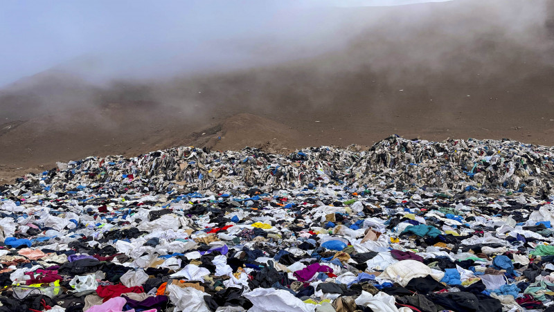 Chile’s desert dumping ground for fast fashion leftovers