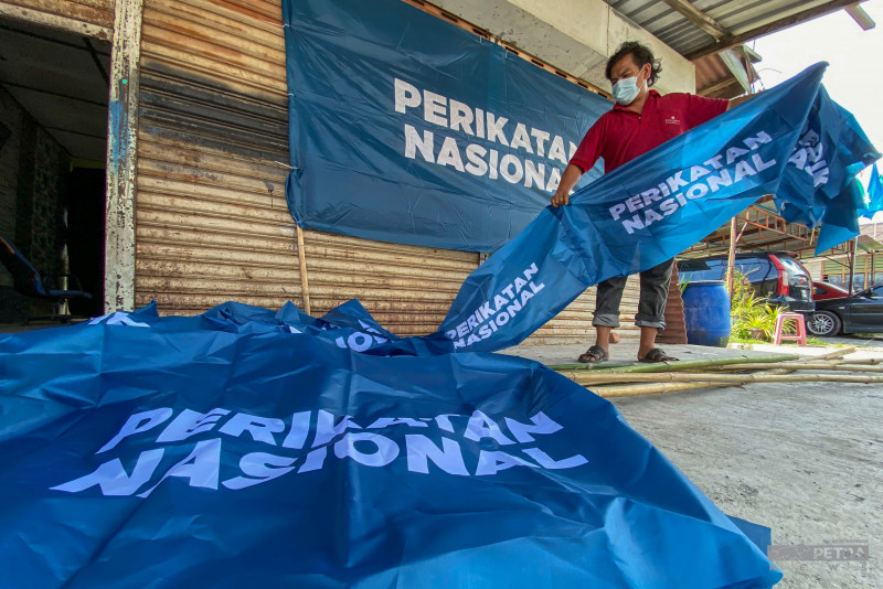 No ‘moon’ in sight, PAS grassroots face trials to educate supporters on PN logo