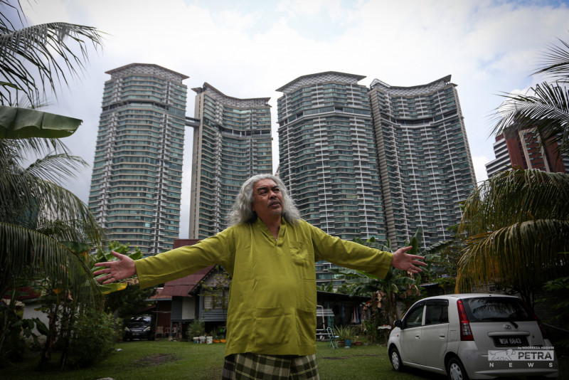 [VIDEO] People of KL: Magical Kampung Baru – Fuad Fahmy