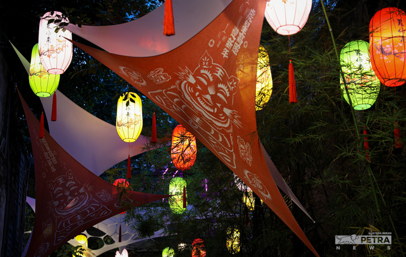 Roar prosperously this coming Chinese New Year at Kwai Chai Hong